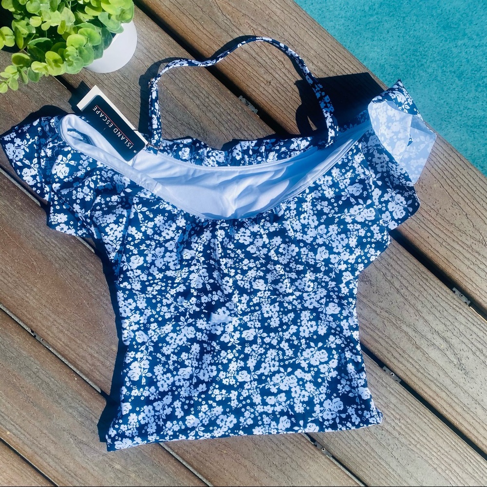 Island Escape Ruffled Off-The-Shoulder Tankini Top - Picture 6 of 7